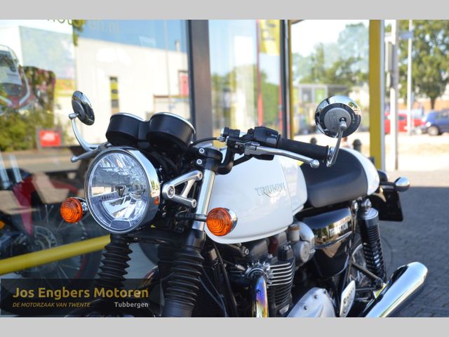 triumph - thruxton-1200