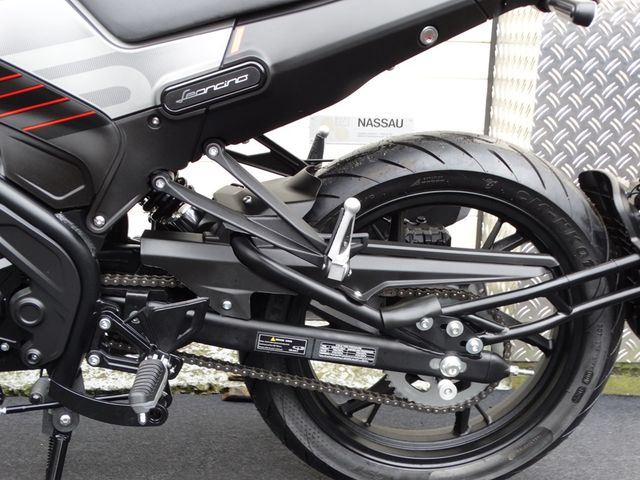 benelli - leoncino-125