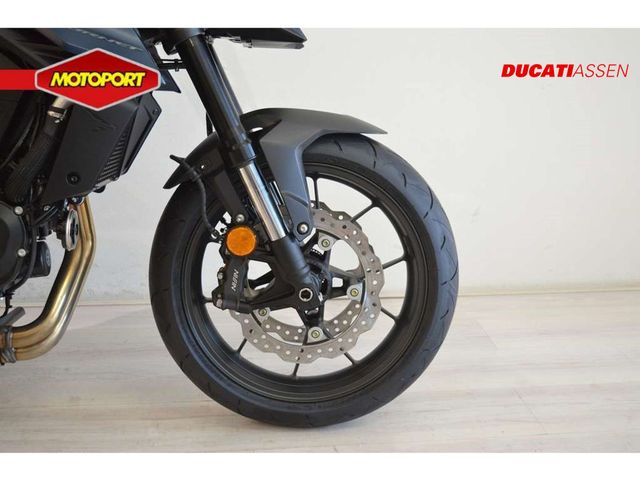 honda - cb-750-hornet