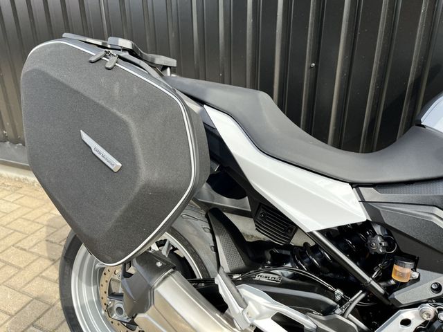 bmw - f-900-xr