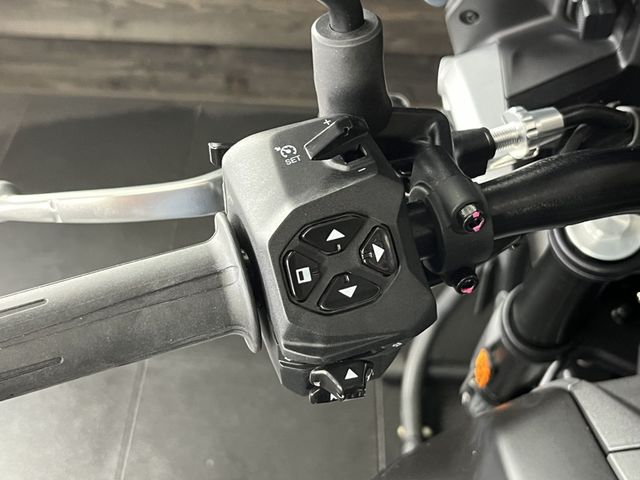 moto-guzzi - v-85-tt