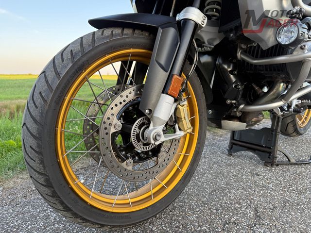 bmw - r-1250-gs-adventure
