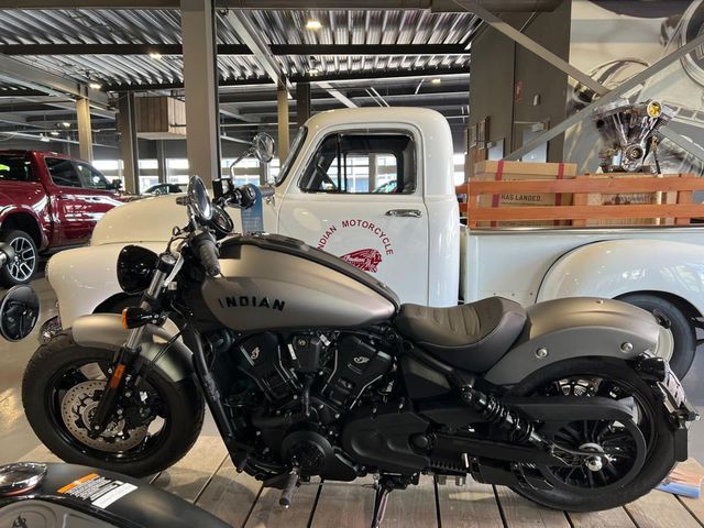 indian - scout-sixty-bobber-limited