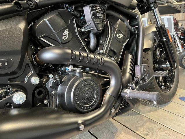 indian - scout-sixty-bobber-limited