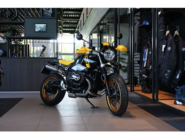 bmw - r-nine-t-urban-gs-40-years-gs-edition