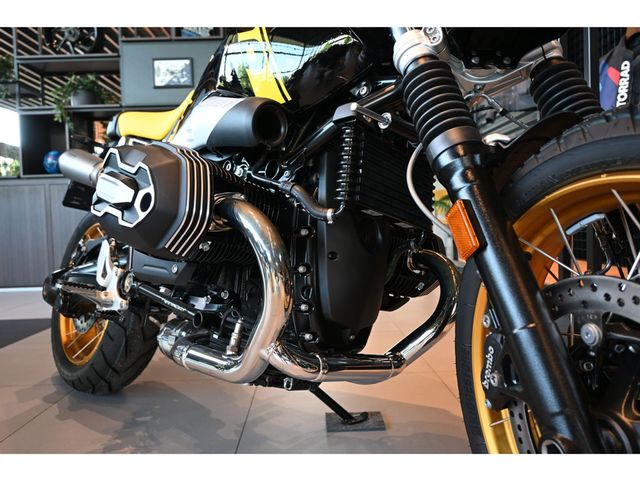 bmw - r-nine-t-urban-gs-40-years-gs-edition