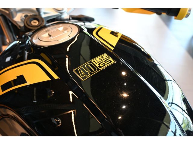 bmw - r-nine-t-urban-gs-40-years-gs-edition