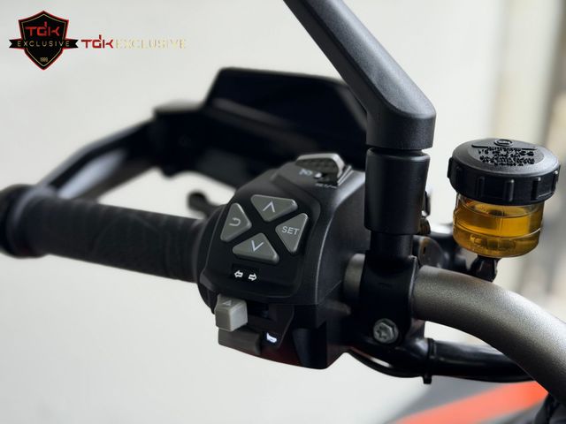 ktm - 1290-super-duke-gt