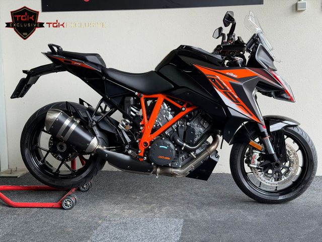 ktm - 1290-super-duke-gt