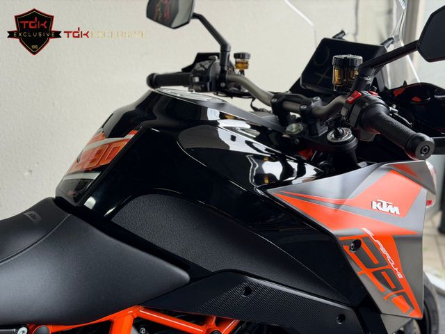 ktm - 1290-super-duke-gt