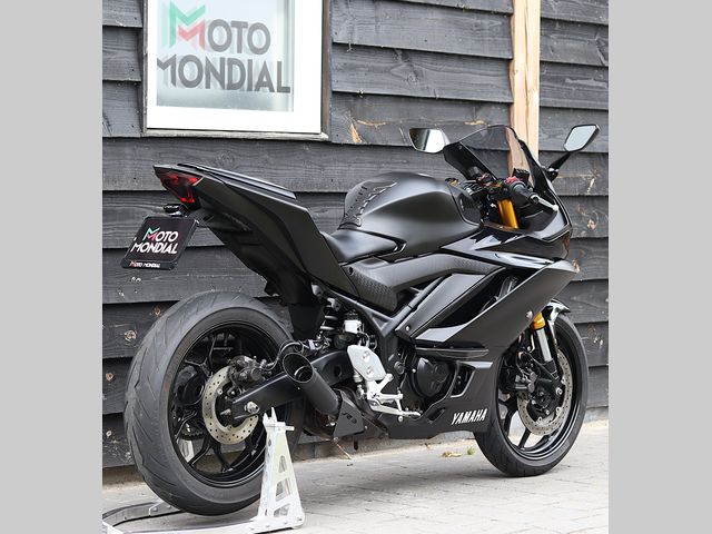 yamaha - r3