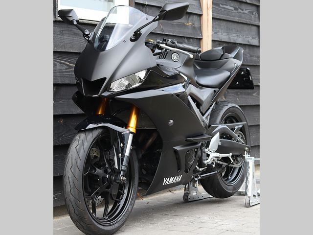yamaha - r3