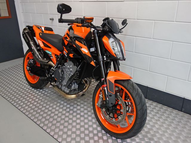 ktm - 890-duke-gp