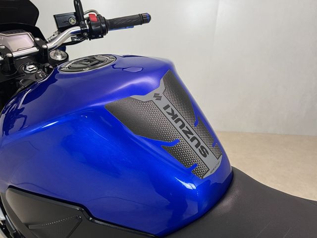 suzuki - gsr-750