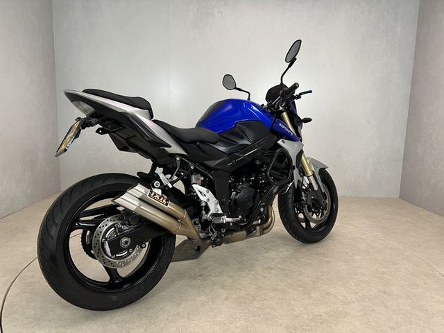 suzuki - gsr-750