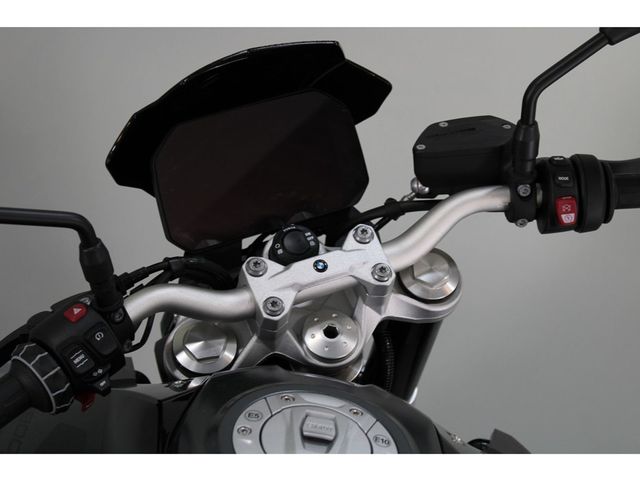 bmw - f-900-r