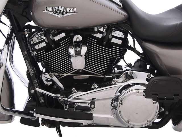 harley-davidson - road-king-flhr