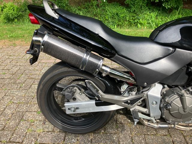 honda - cb-600-f-hornet