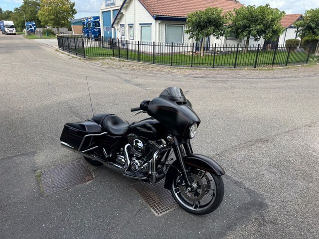 harley-davidson - street-glide-special-flhxs
