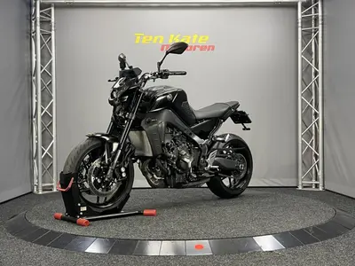 YAMAHA MT 09 – foto 4