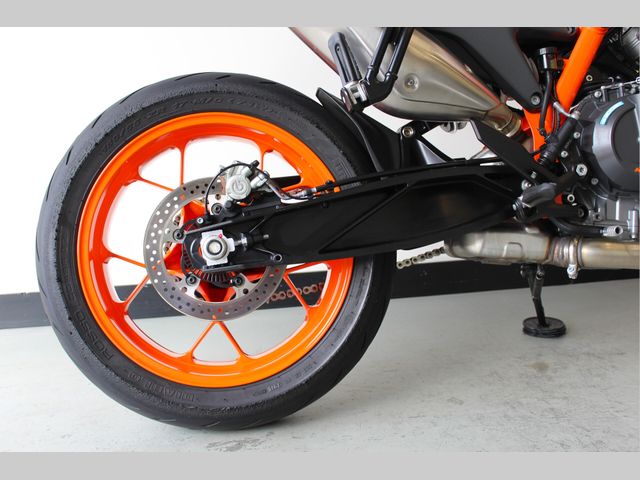ktm - 890-duke-r