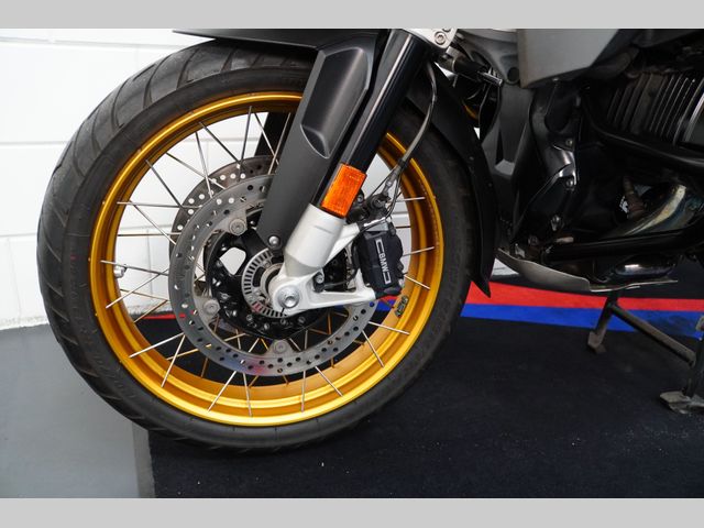 bmw - r-1250-gs-40-years-gs-edition