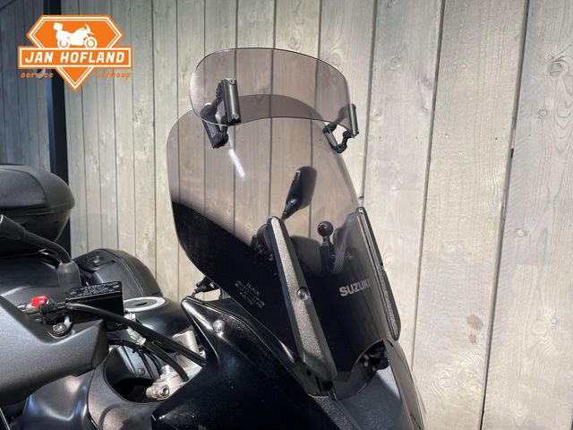 suzuki - v-strom-650-a-black-rhino