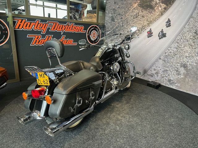 harley-davidson - road-king-classic-flhrc