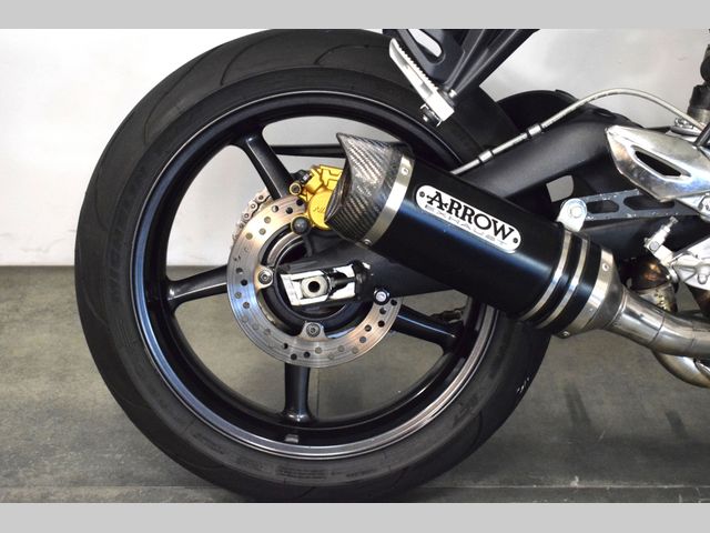 triumph - street-triple