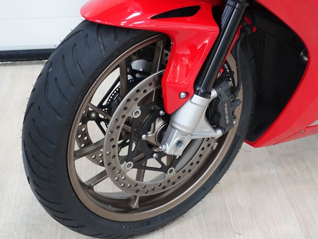 honda - vfr-800