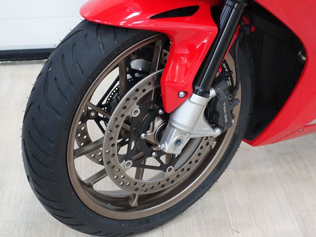 honda - vfr-800