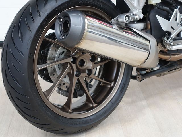 honda - vfr-800