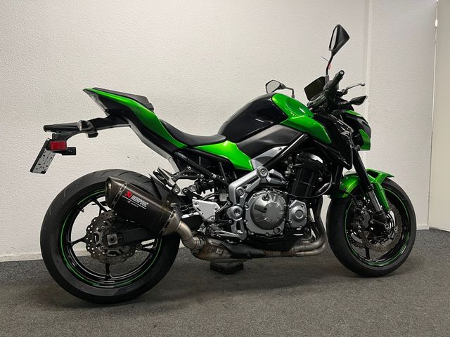 kawasaki - z900