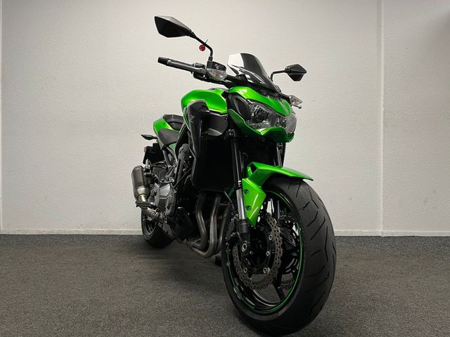 kawasaki - z900