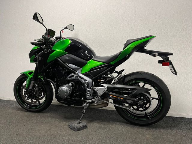 kawasaki - z900