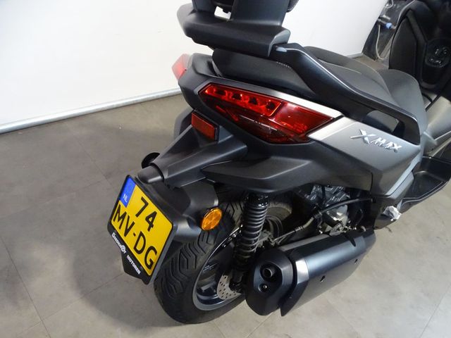yamaha - x-max-300-abs