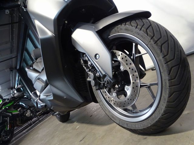 yamaha - x-max-300-abs