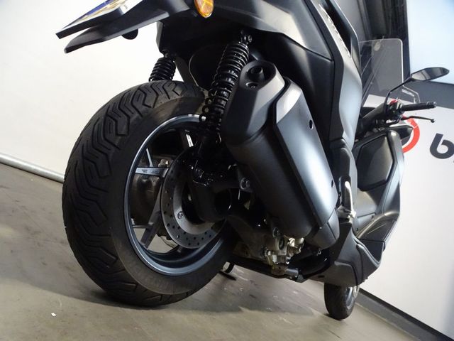 yamaha - x-max-300-abs
