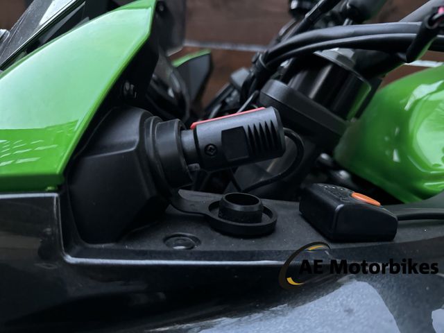 kawasaki - z-1000-sx-abs