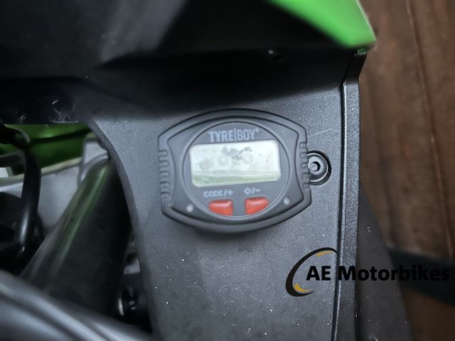 kawasaki - z-1000-sx-abs