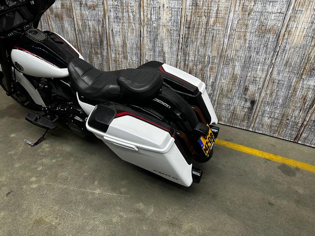 harley-davidson - street-glide-cvo-flhxse