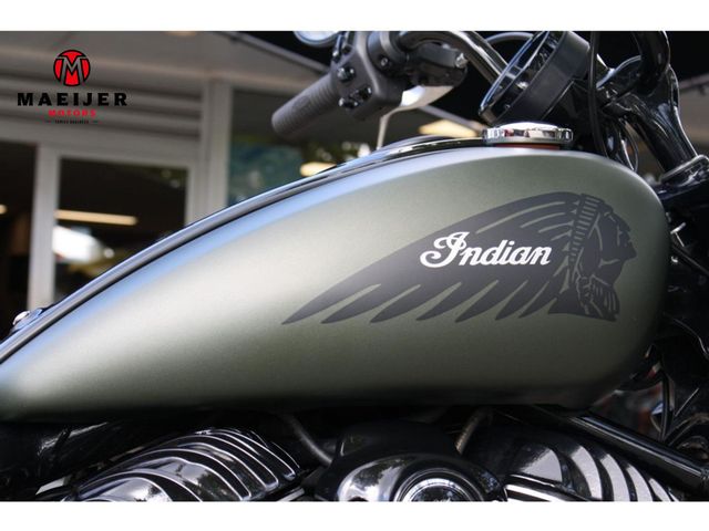 indian - chief-bobber-dark-horse