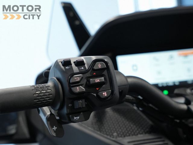 can-am - spyder-rt-limited