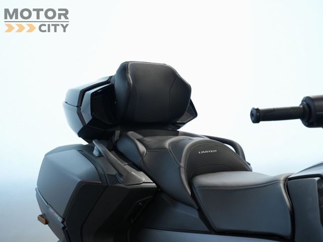 can-am - spyder-rt-limited