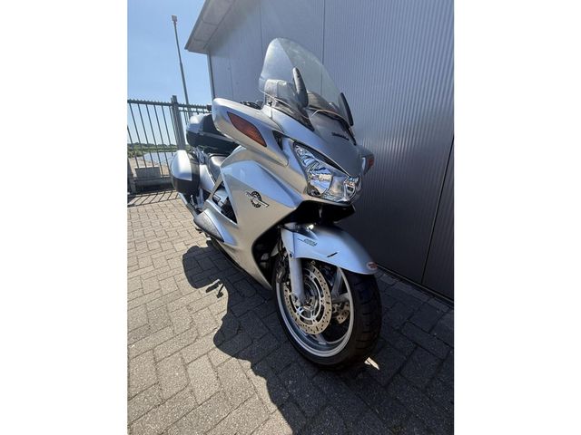 honda - st-1300-pan-european-abs