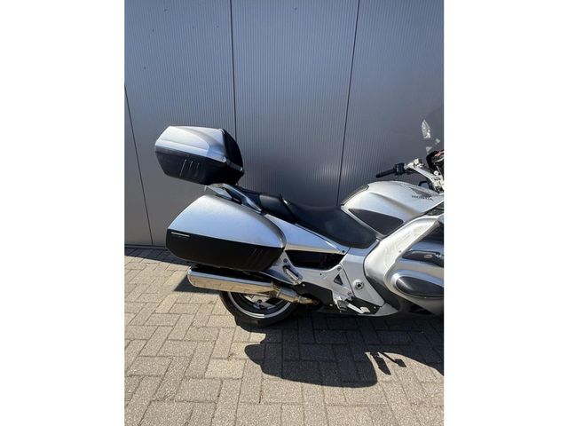honda - st-1300-pan-european-abs