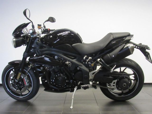 triumph - speed-triple-r
