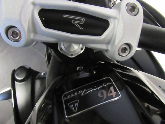 triumph - speed-triple-r