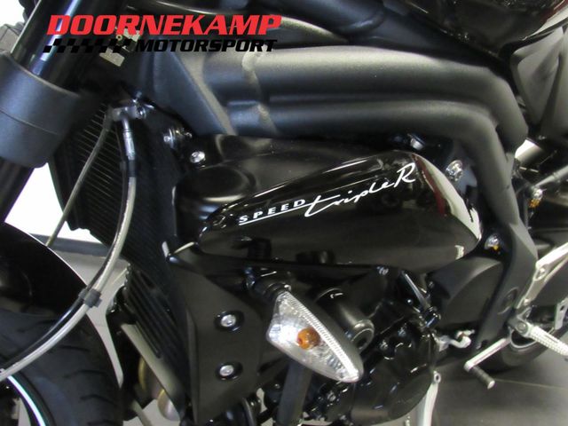 triumph - speed-triple-r