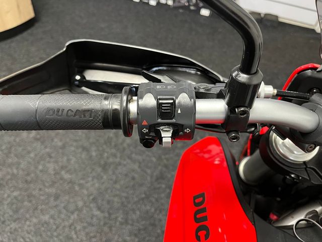 ducati - hyperstrada
